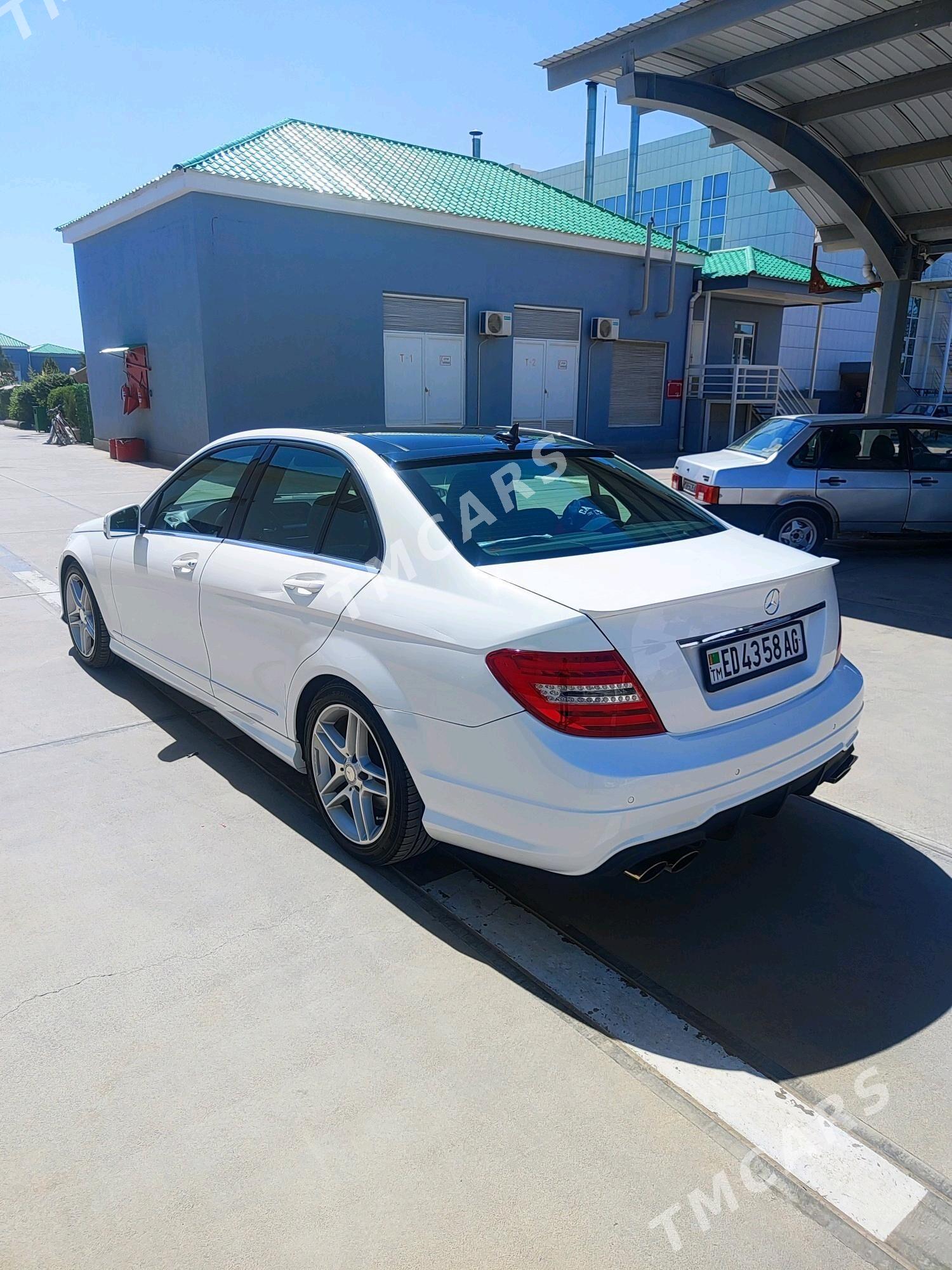 Mercedes-Benz C250 2014 - 270 000 TMT - Aşgabat - img 3