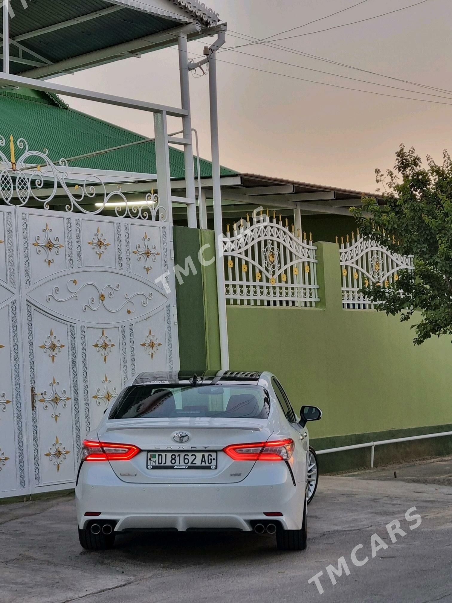 Toyota Camry 2018 - 370 000 TMT - Aşgabat - img 3