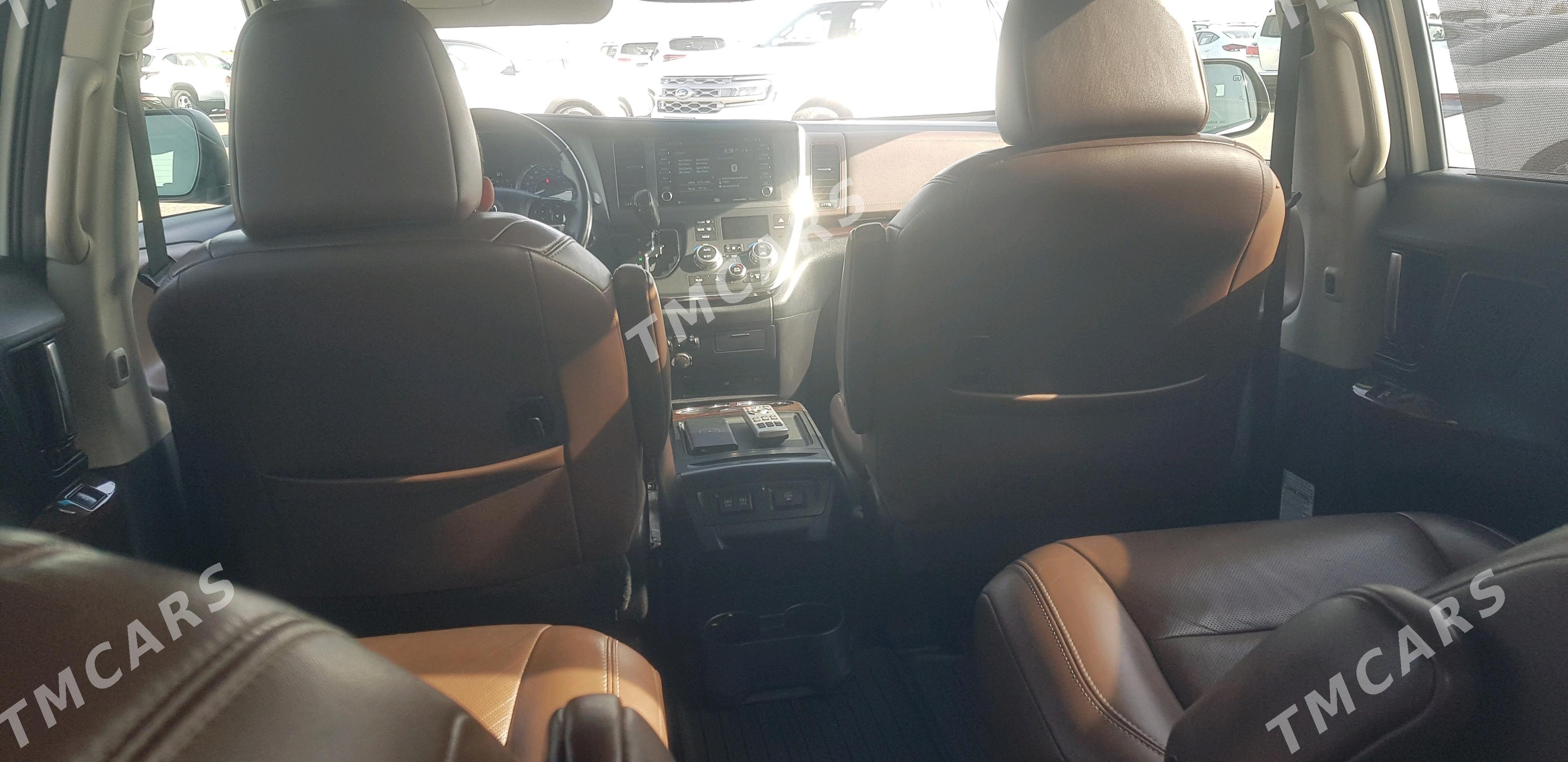 Toyota Sienna 2019 - 670 000 TMT - Köşi - img 4