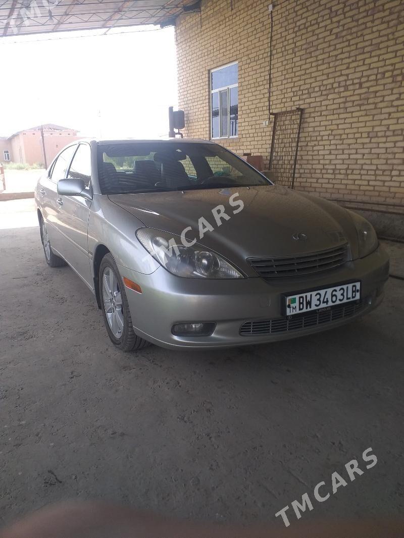 Lexus ES 300 2003 - 185 000 TMT - Дянев - img 4