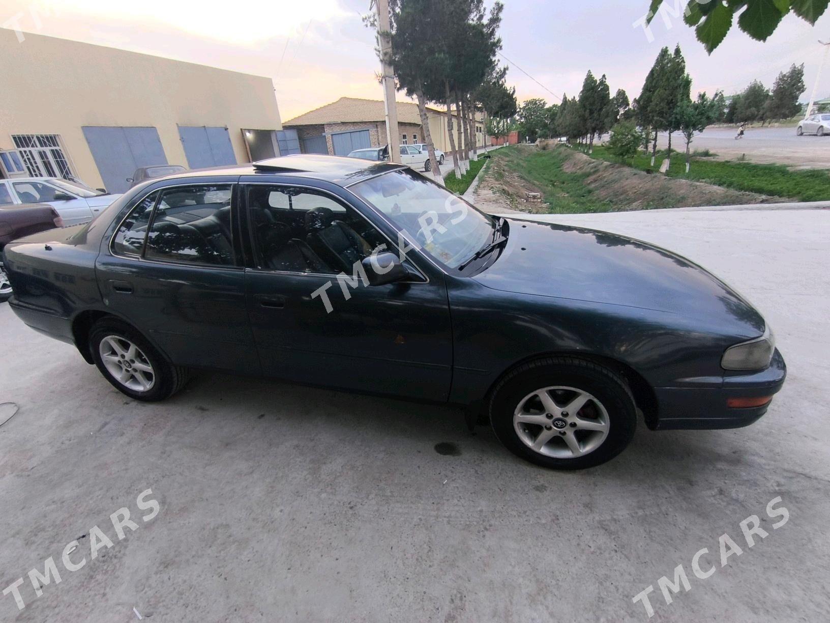 Toyota Camry 1992 - 80 000 TMT - Газаджак - img 2