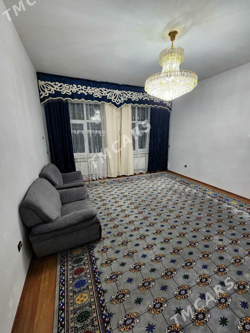 Taze zaman 1nji. Katej 12 sot - Täze zaman - img 3