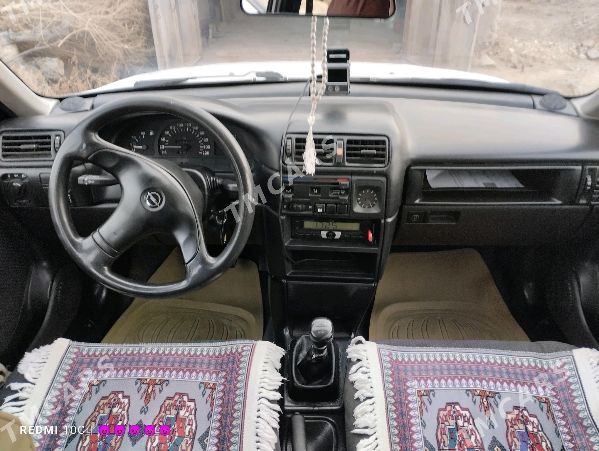 Opel Vectra 1993 - 50 000 TMT - Гороглы (Тагта) - img 7