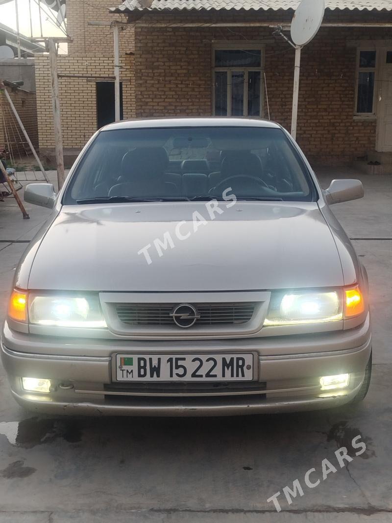 Opel Vectra 1993 - 45 000 TMT - Mary - img 7