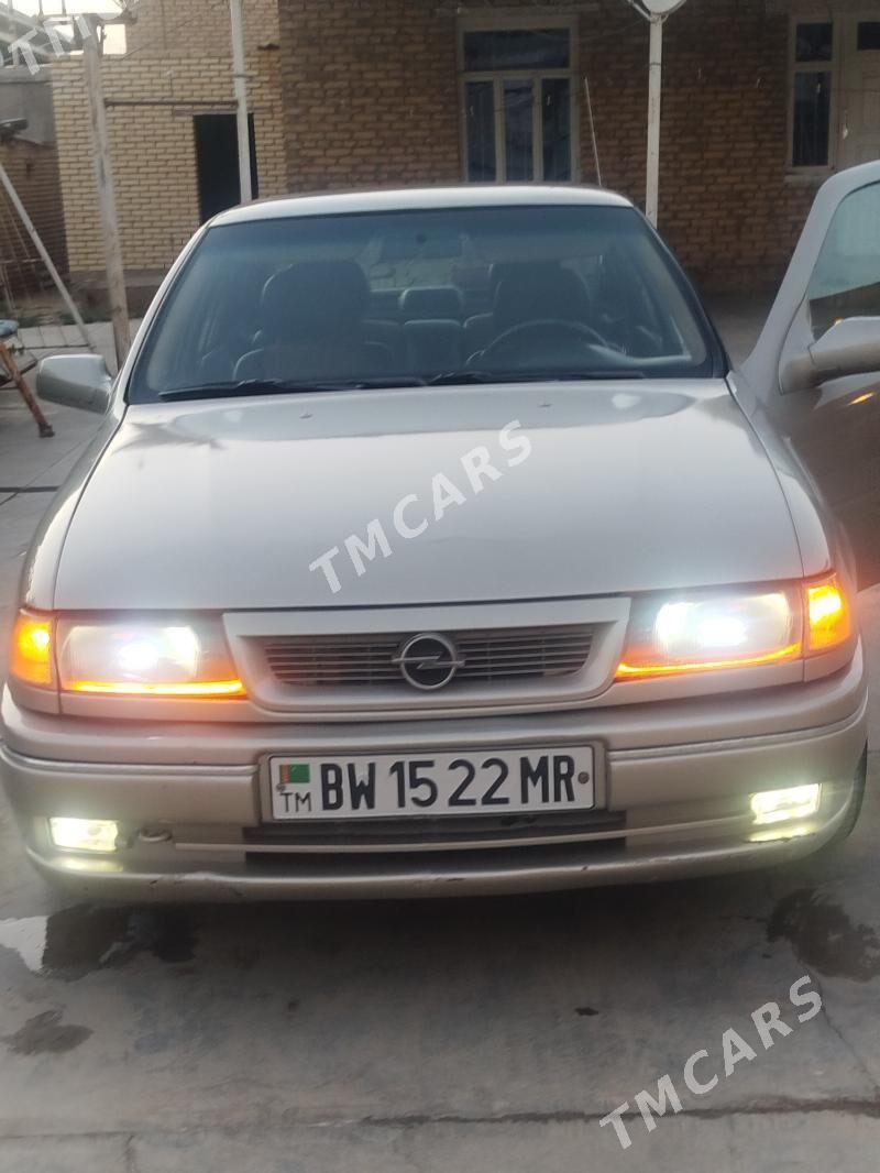 Opel Vectra 1993 - 45 000 TMT - Mary - img 10
