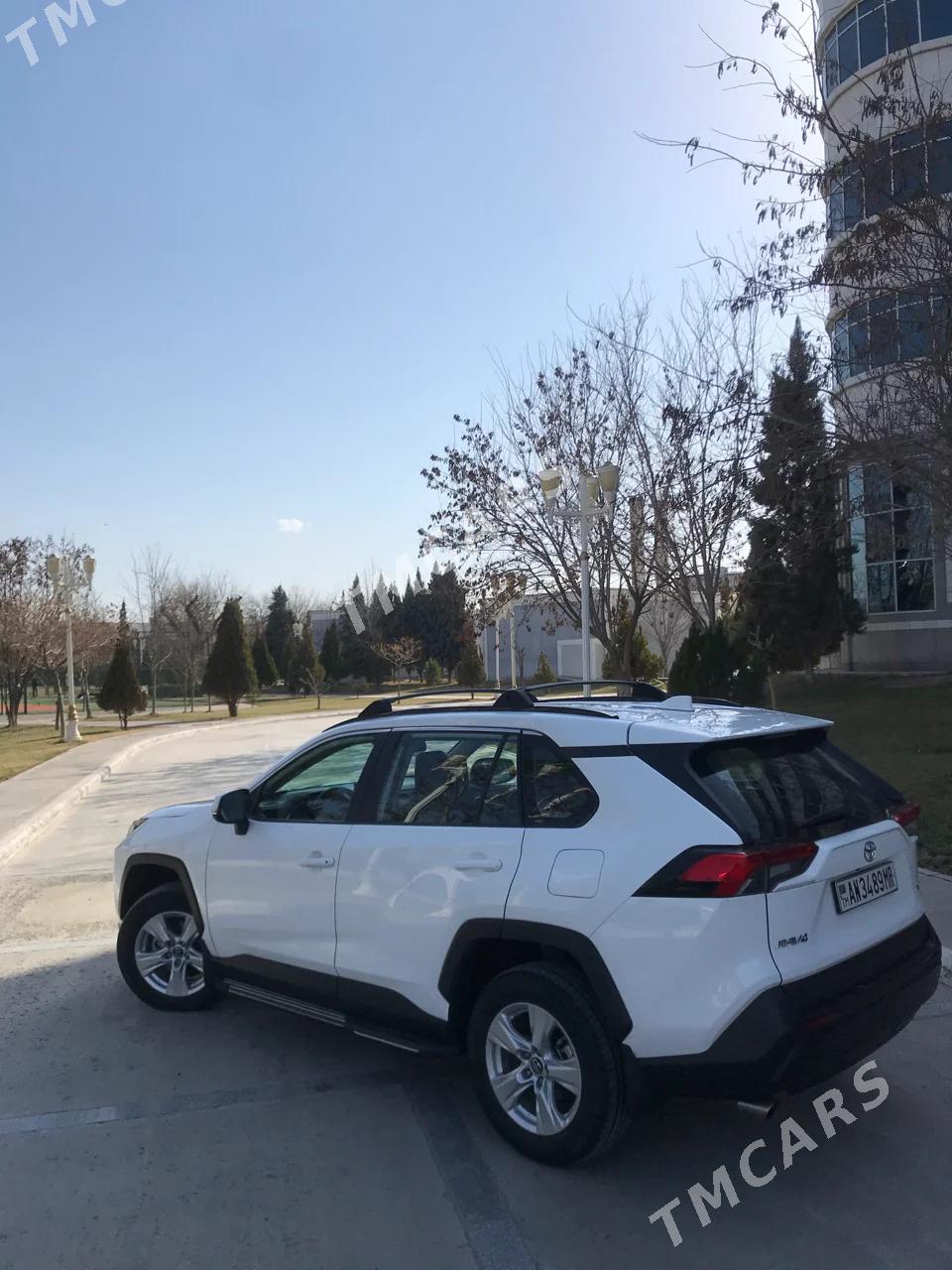 Toyota RAV4 2020 - 400 000 TMT - Мары - img 7