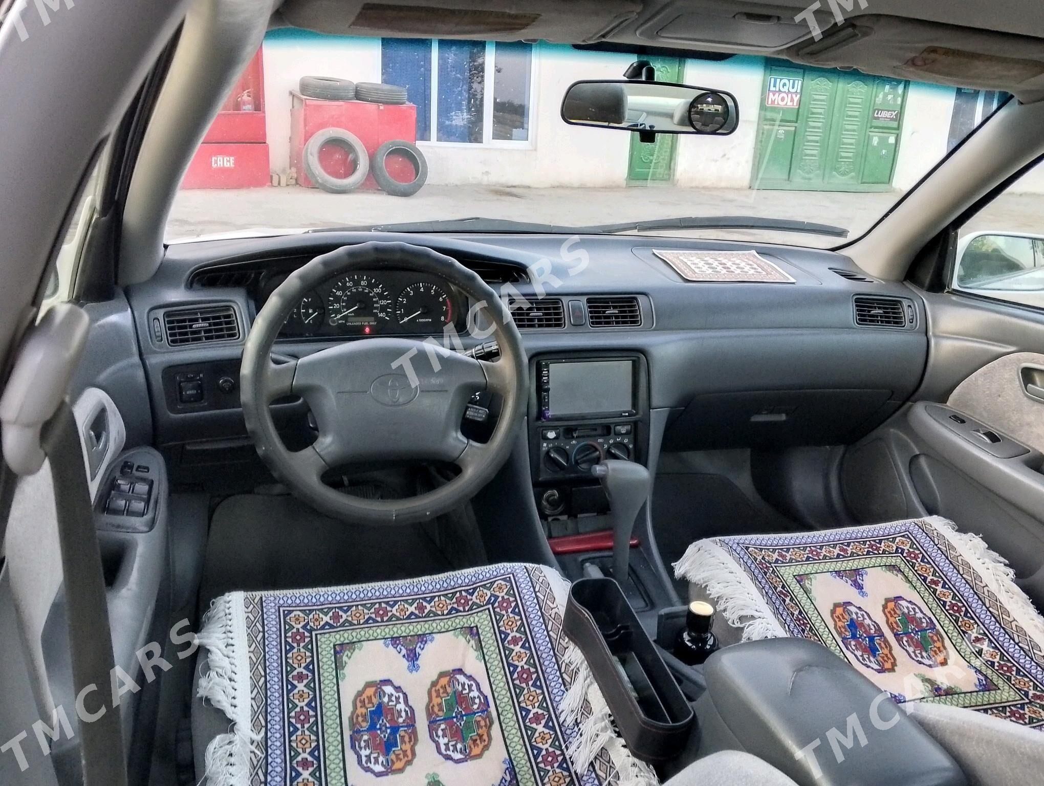 Toyota Camry 1998 - 130 000 TMT - Туркменабат - img 5