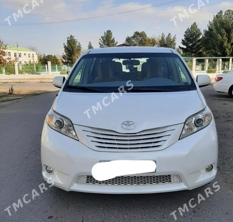 Toyota Sienna 2013 - 320 000 TMT - Aşgabat - img 2