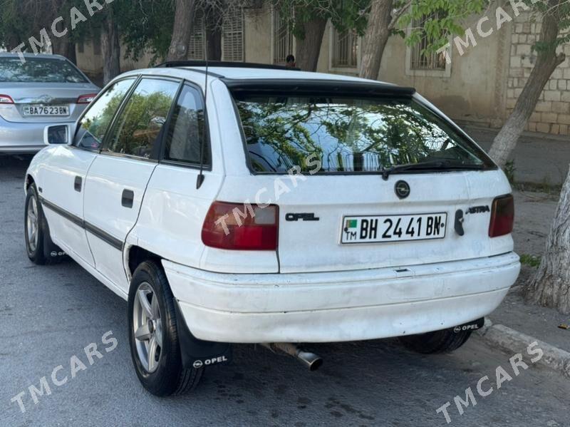Opel Astra 1993 - 38 000 TMT - Балканабат - img 8
