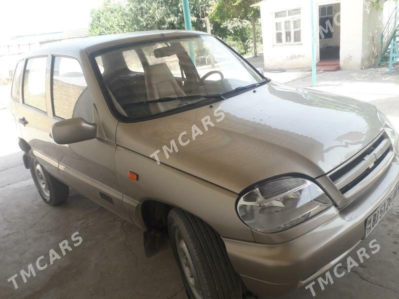 Lada Niva 2004 - 50 000 TMT - Кака - img 3