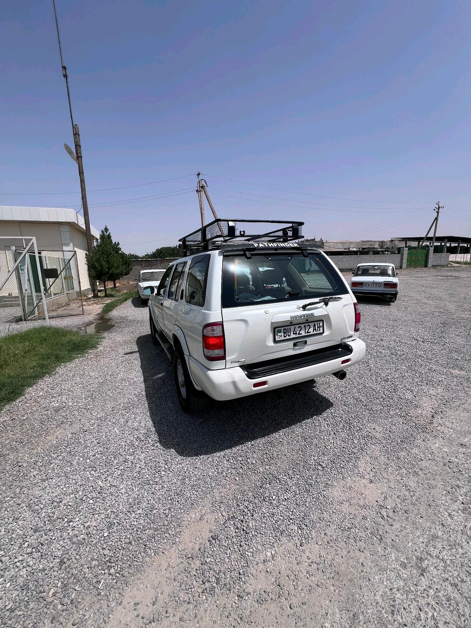 Nissan Pathfinder 2001 - 110 000 TMT - Кака - img 4