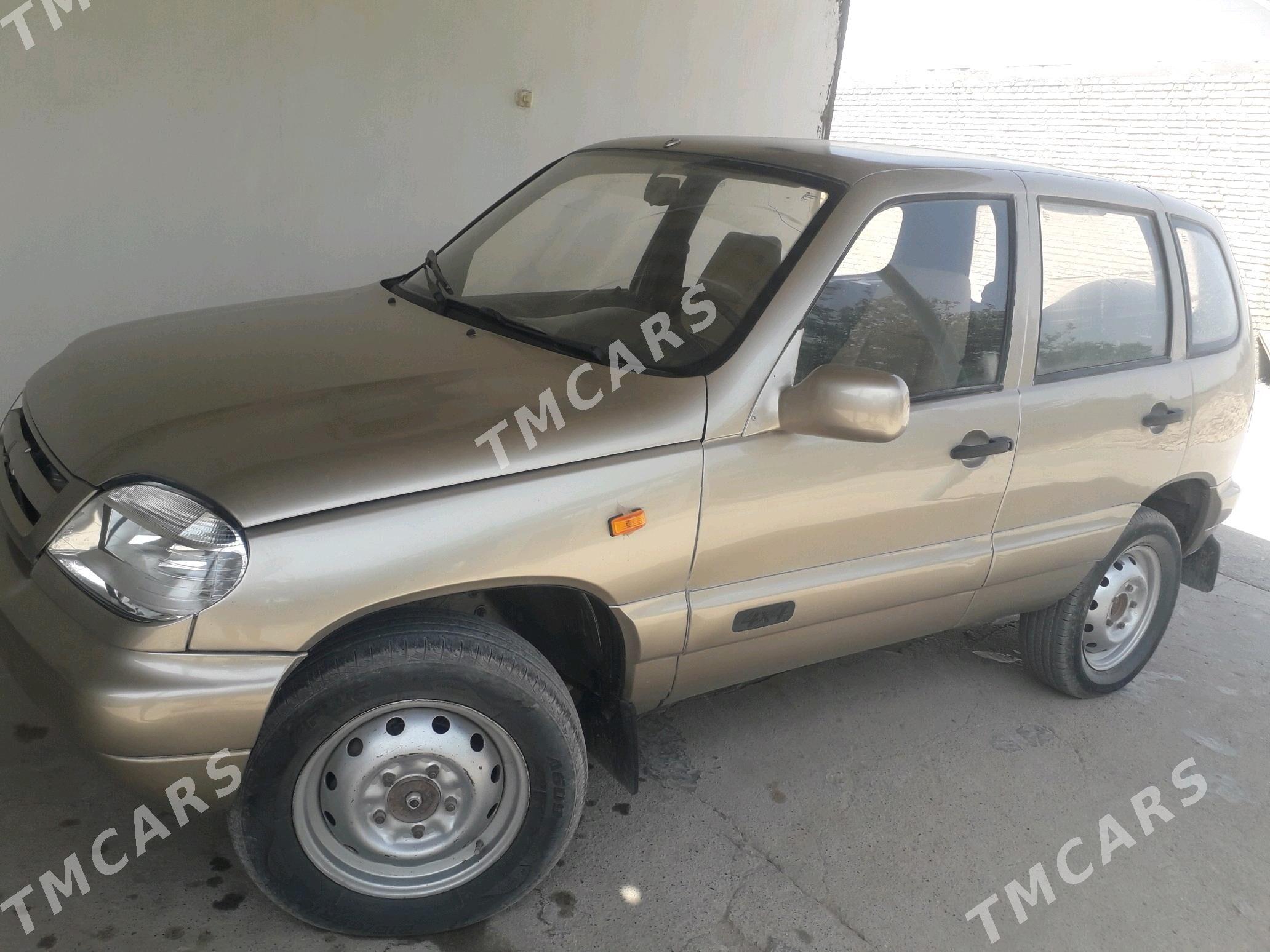 Lada Niva 2004 - 50 000 TMT - Кака - img 6