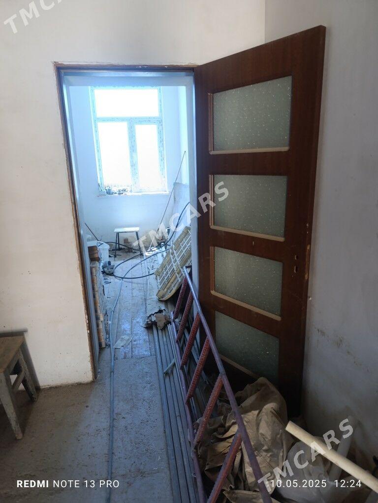 плановый дом в общем дворе - Gyzylarbat - img 3