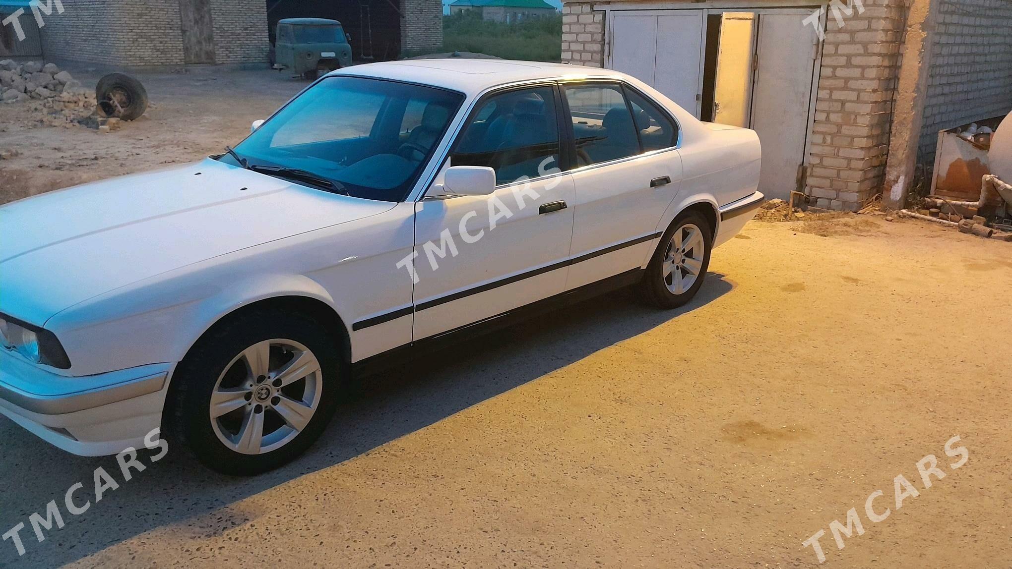 BMW 525 1990 - 45 000 TMT - Babadaýhan - img 4