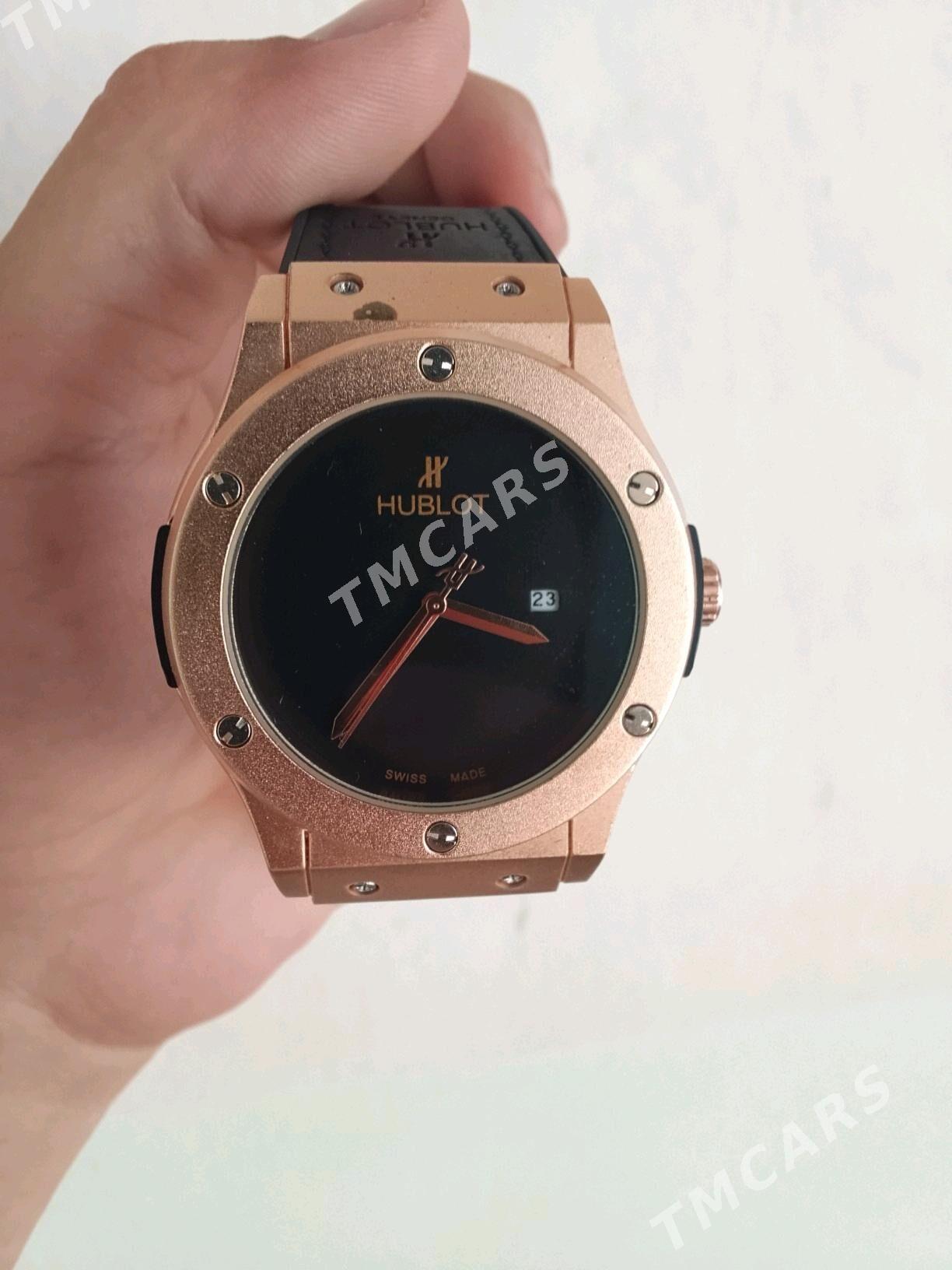 HUBLOT - Gurbansoltan Eje - img 2