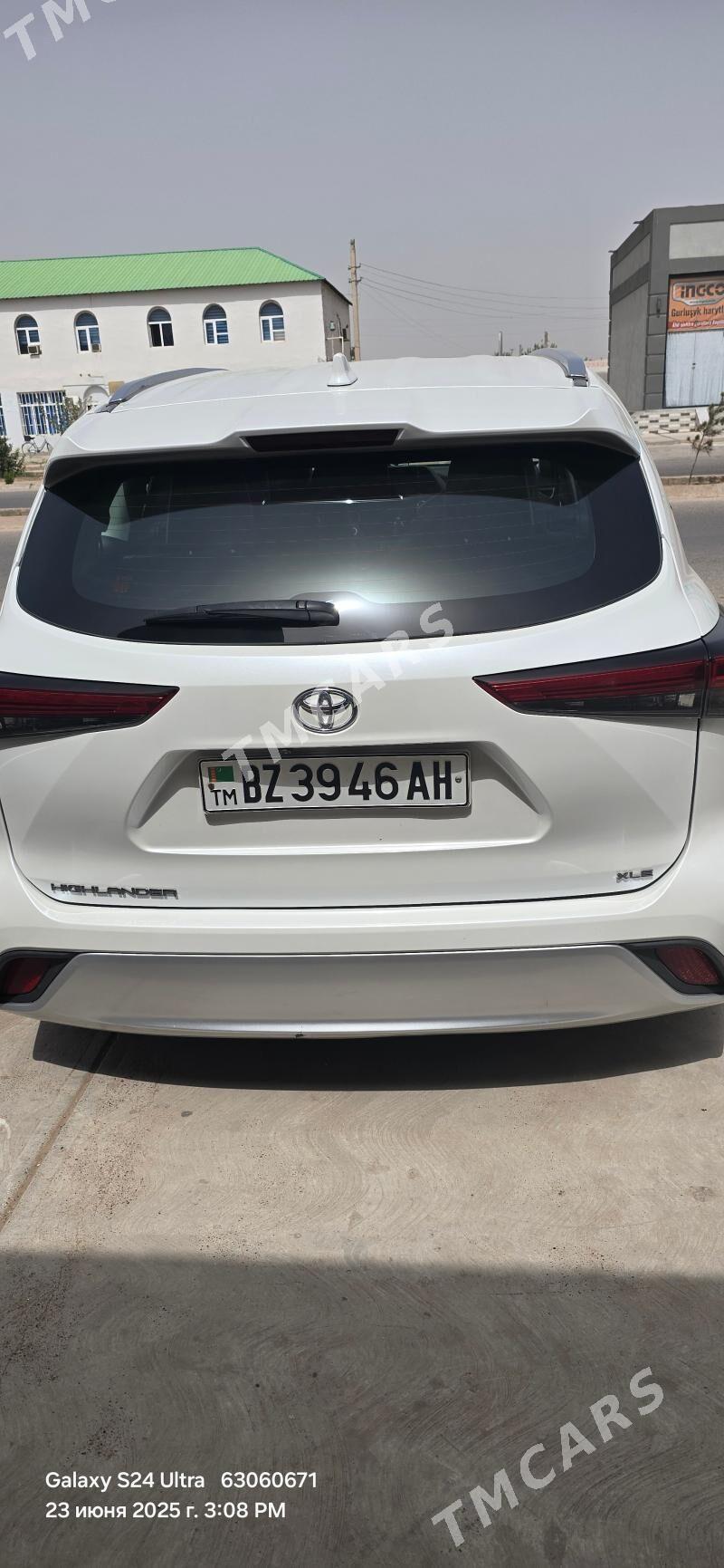 Toyota Highlander 2021 - 570 000 TMT - Babadaýhan - img 6