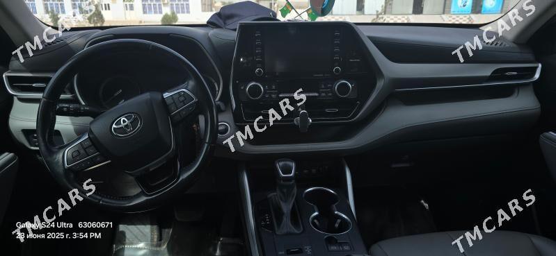 Toyota Highlander 2021 - 570 000 TMT - Babadaýhan - img 3