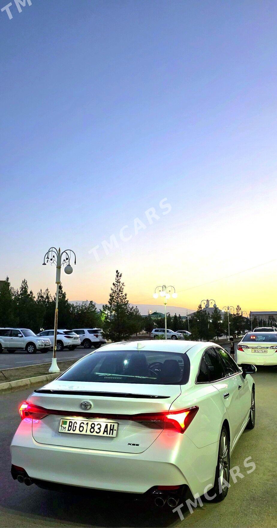 Toyota Avalon 2019 - 420 000 TMT - Ашхабад - img 2