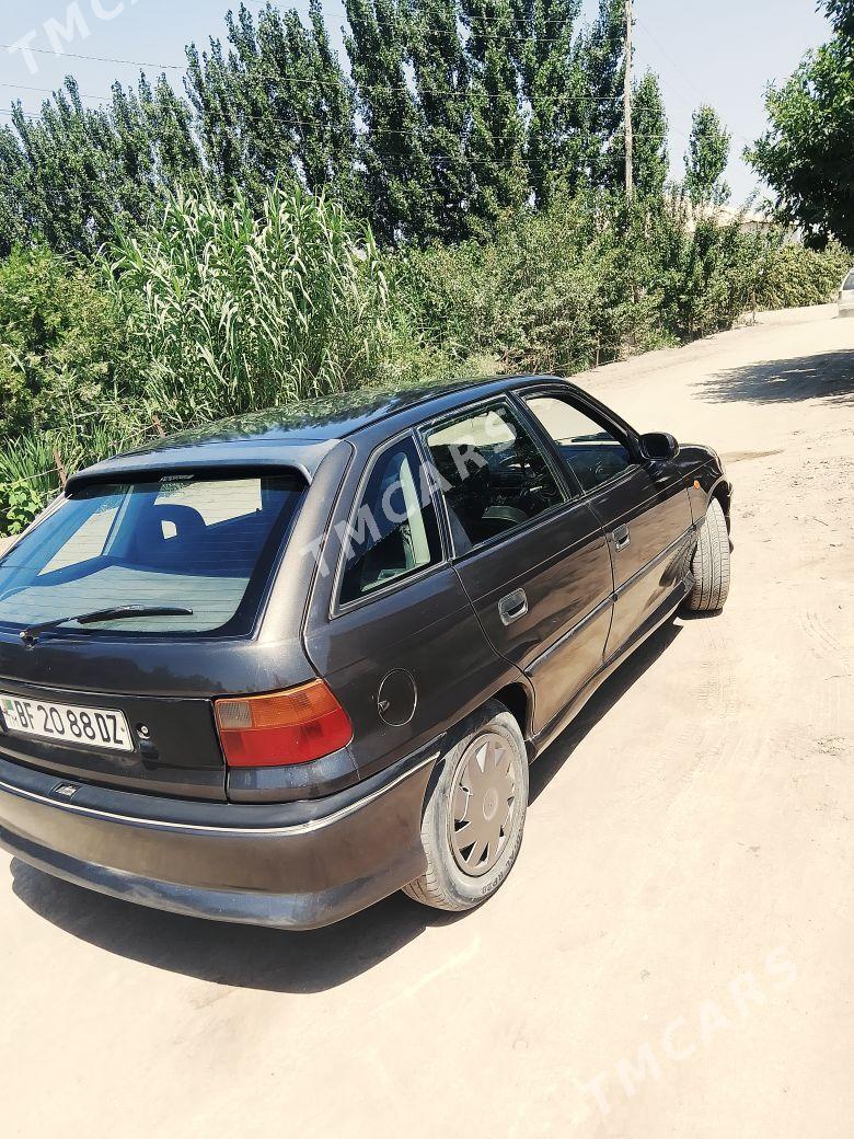 Opel Astra 1996 - 46 000 TMT - Дашогуз - img 3