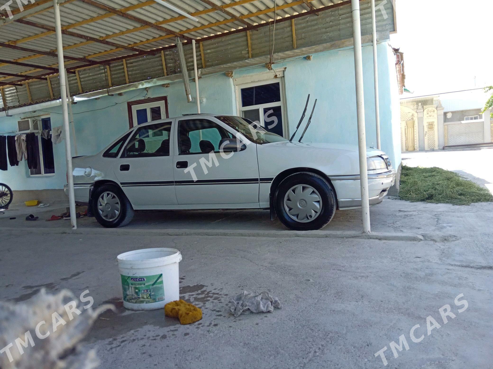 Opel Vectra 1991 - 33 000 TMT - Гёкдепе - img 2