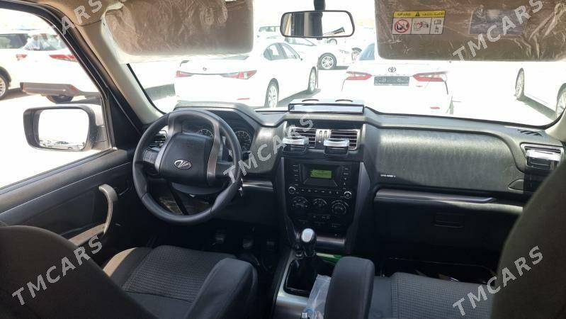 Toyota Hilux 2022 - 210 000 TMT - Ашхабад - img 9
