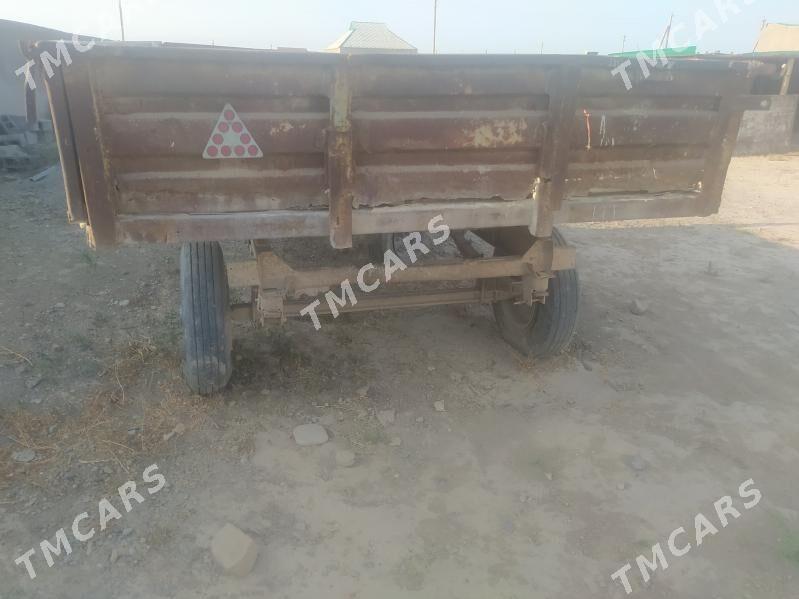 MTZ T-28 1990 - 7 000 TMT - Kaka - img 2