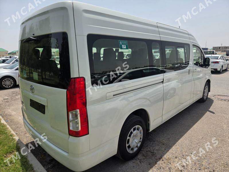Toyota Hiace 2020 - 640 000 TMT - Büzmeýin - img 4