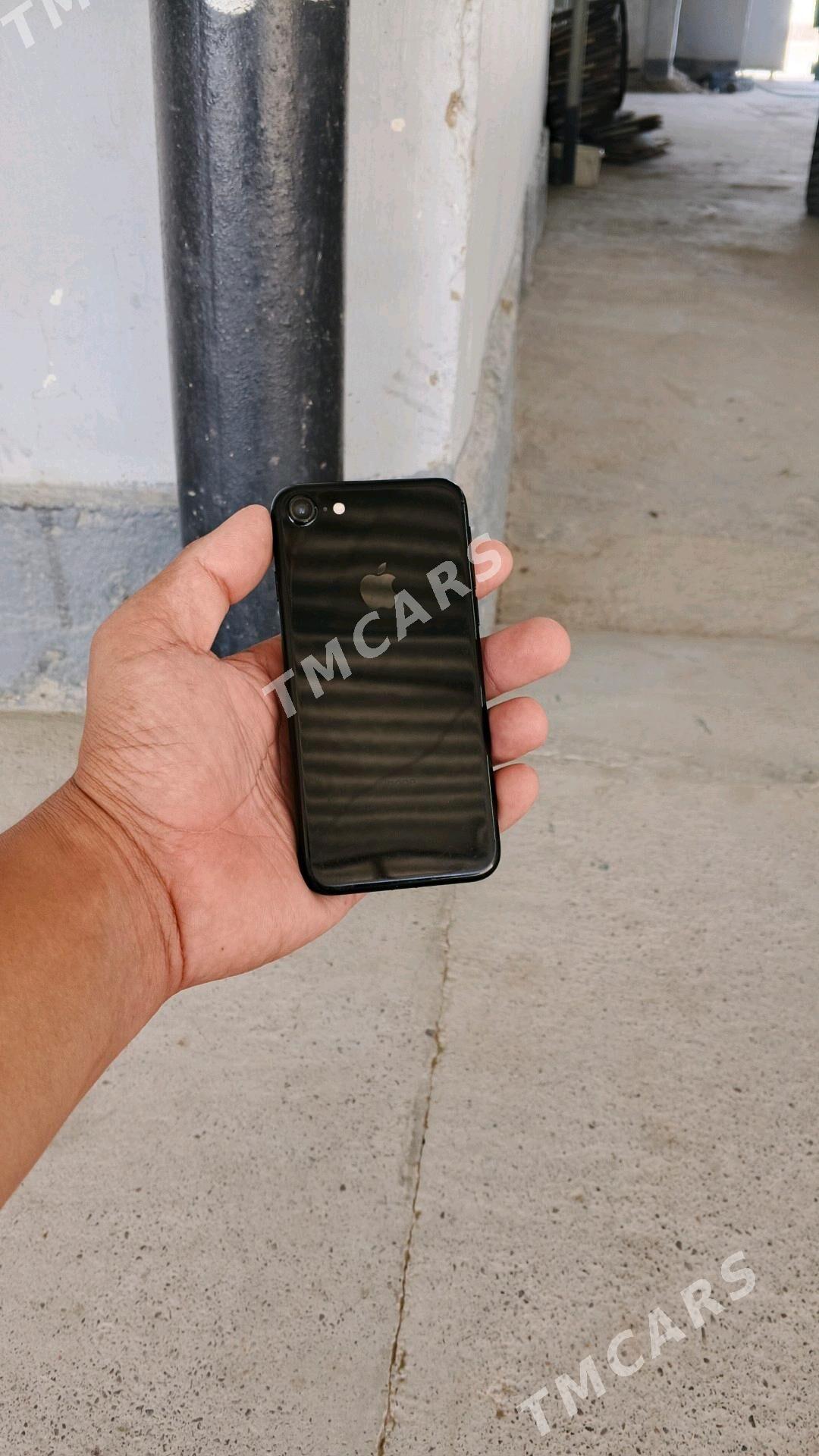 İPHONE 7 128 JET BLACK - Bäherden - img 2