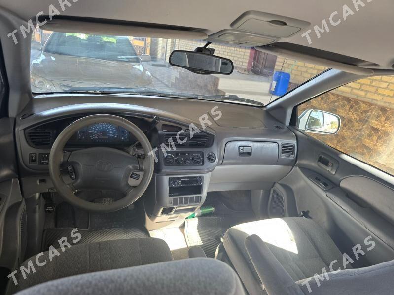 Toyota Sienna 2002 - 190 000 TMT - Mary - img 2