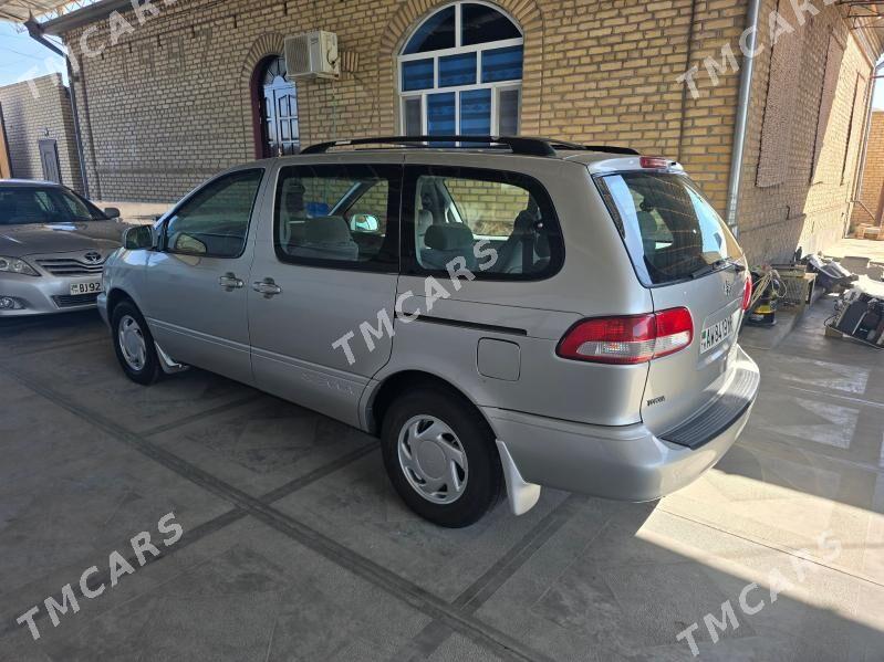 Toyota Sienna 2002 - 190 000 TMT - Mary - img 3