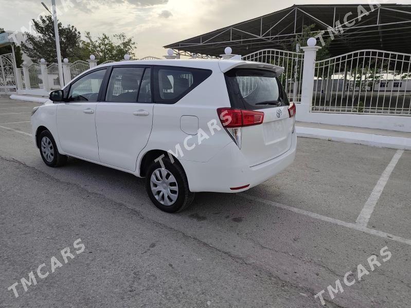 Toyota Innova 2020 - 260 000 TMT - Balkanabat - img 5