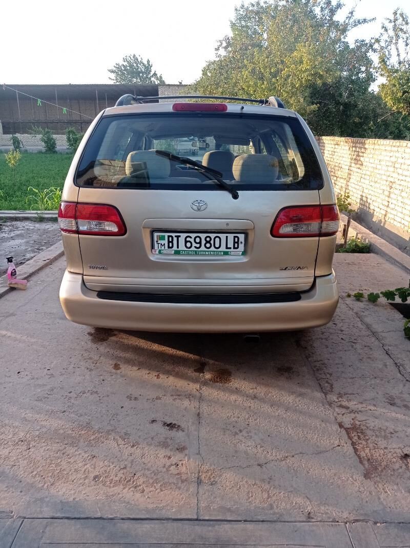 Toyota Sienna 2000 - 140 000 TMT - Фарап - img 4