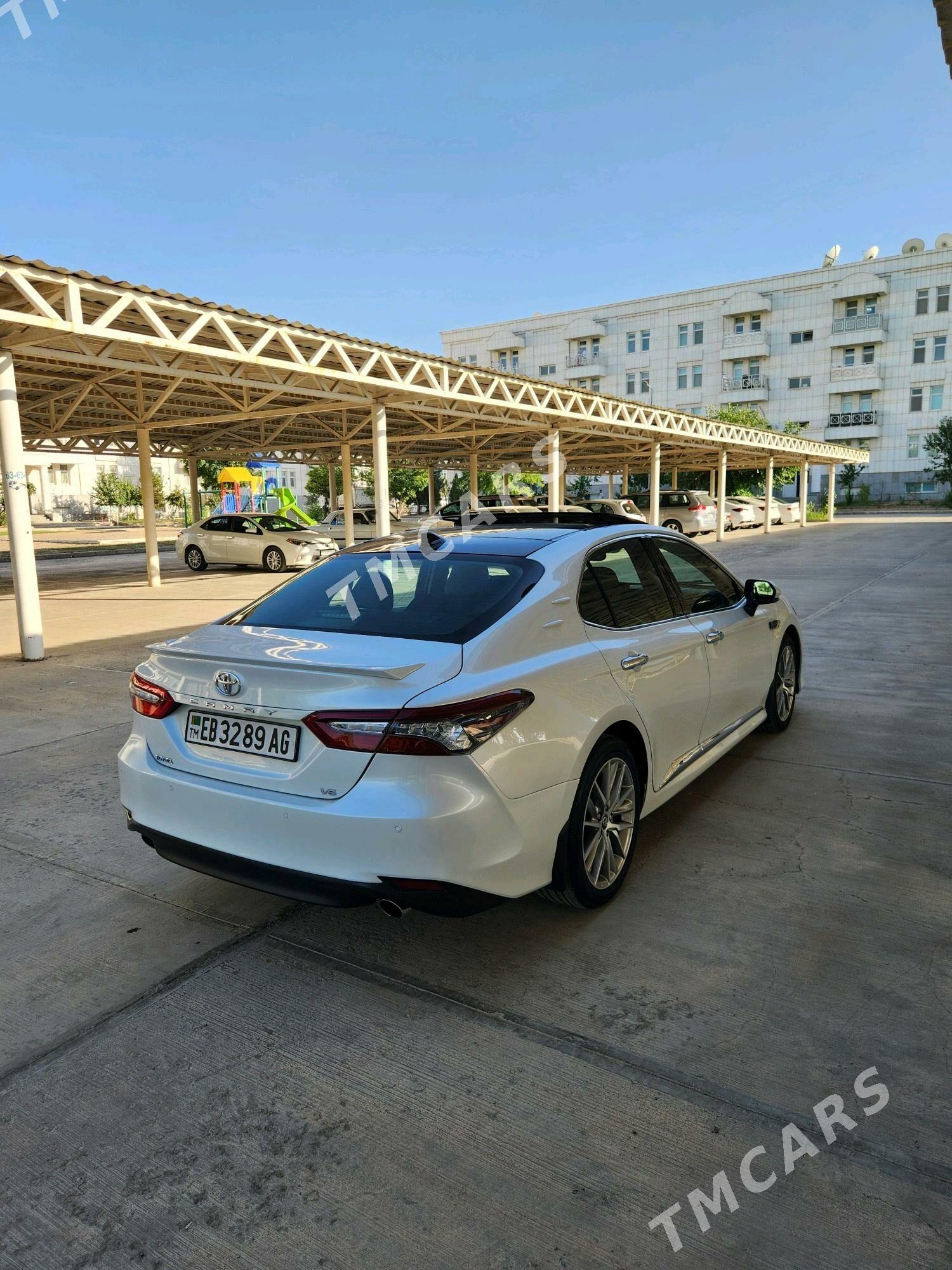 Toyota Camry 2022 - 490 000 TMT - Aşgabat - img 3