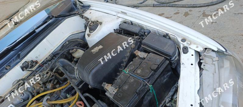 Toyota Camry 1993 - 72 000 TMT - Halaç - img 8