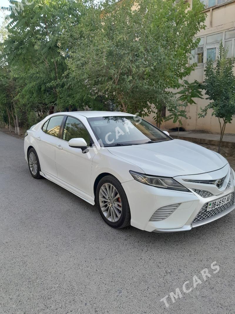 Toyota Camry 2018 - 270 000 TMT - 9 mkr - img 2