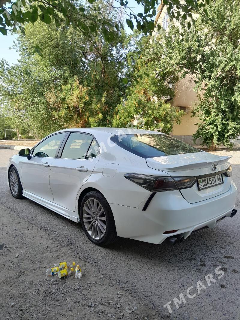 Toyota Camry 2018 - 270 000 TMT - 9 mkr - img 4