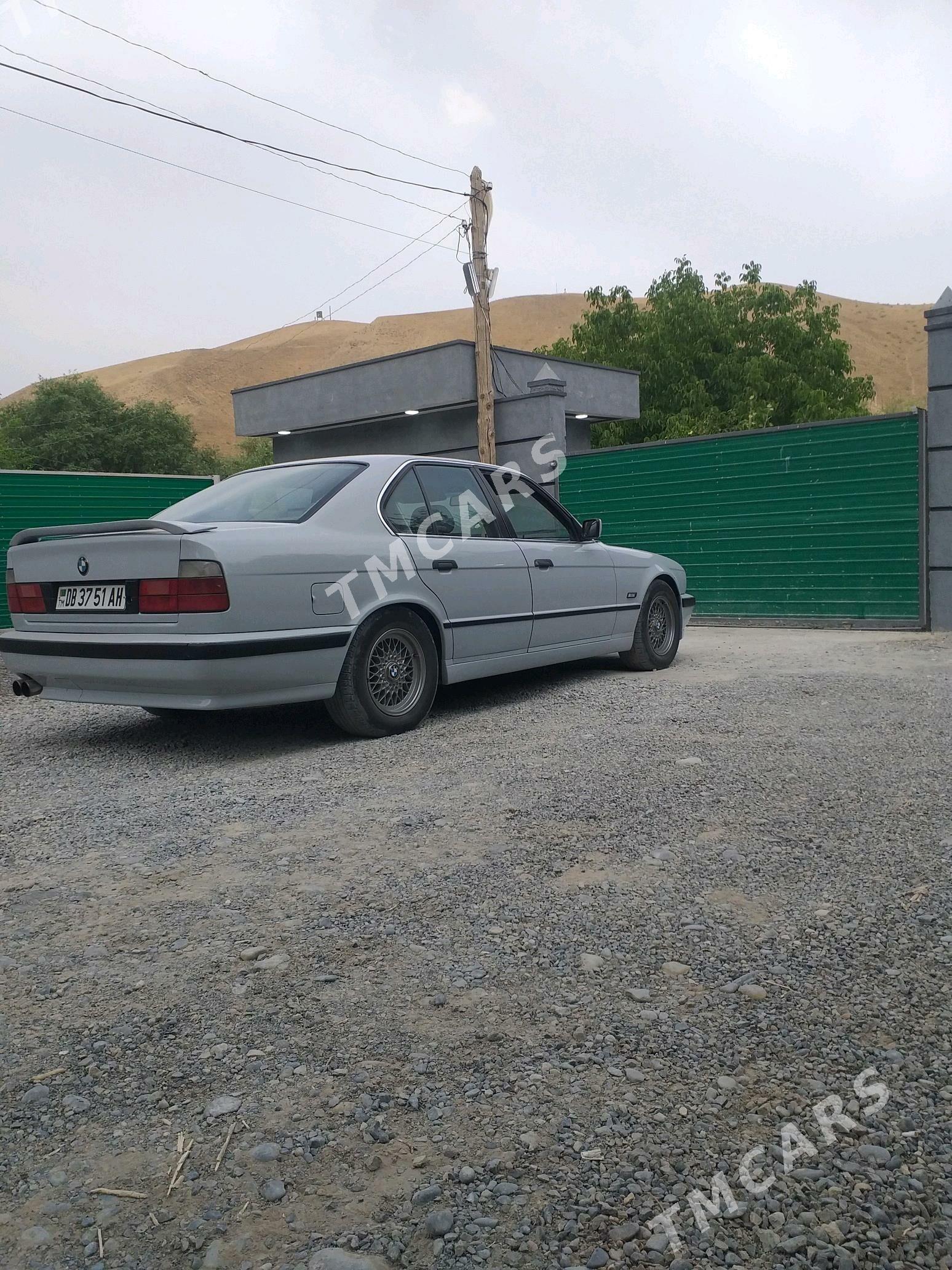 BMW E34 1994 - 75 000 TMT - Howdan "B" - img 2