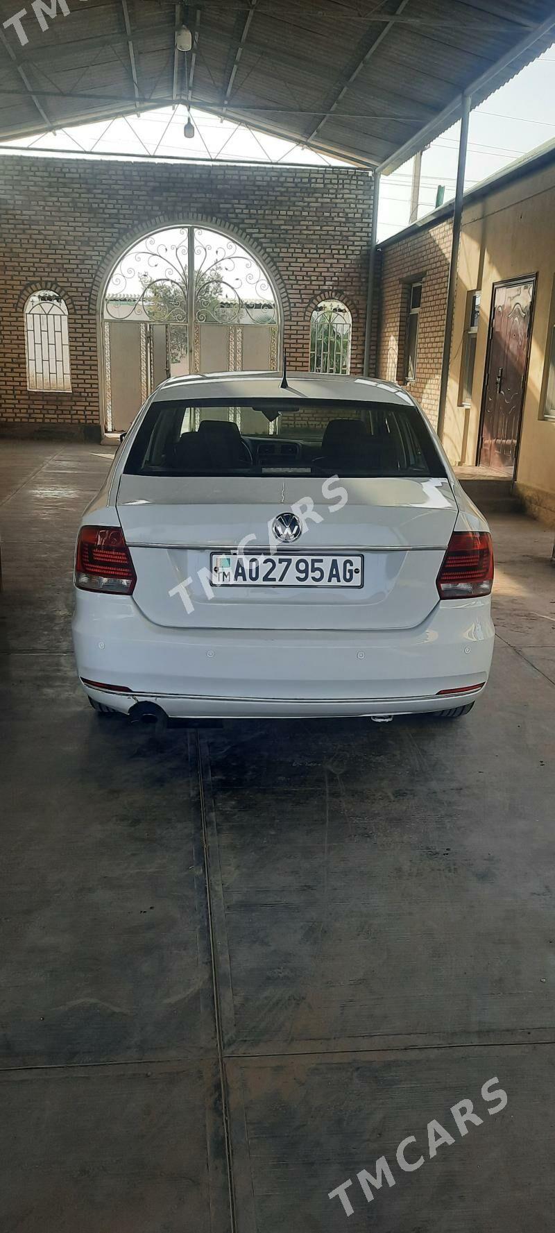 Volkswagen Polo 2015 - 150 000 TMT - Чоганлы - img 6