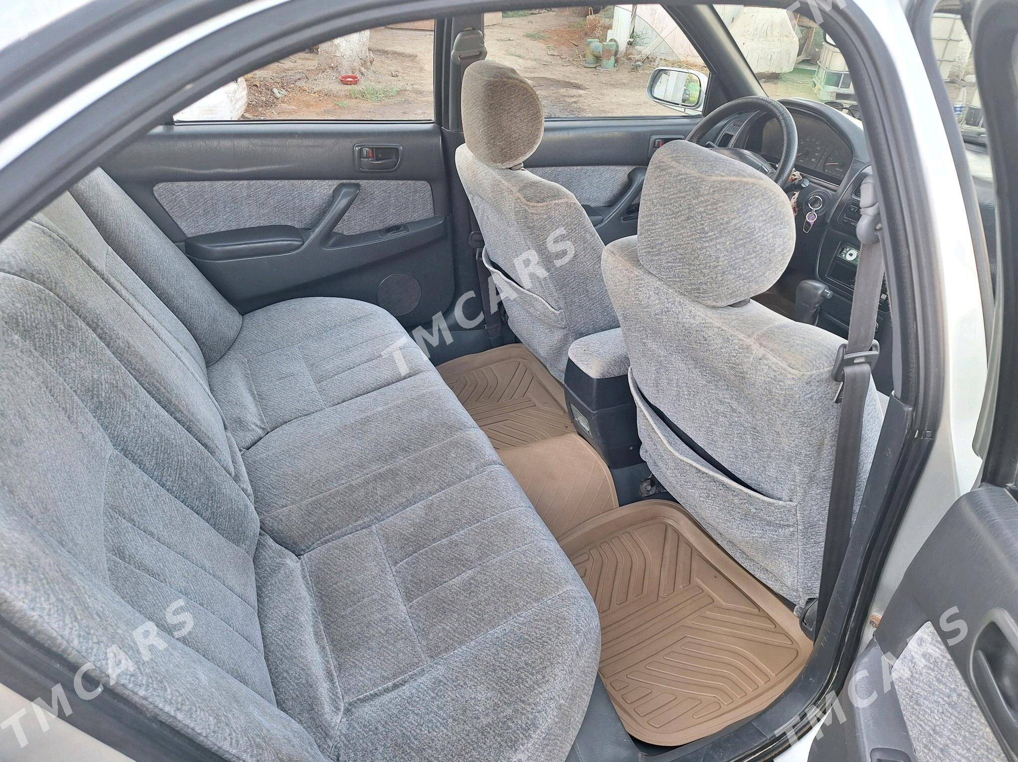 Toyota Vista 1995 - 56 000 TMT - Туркменабат - img 3