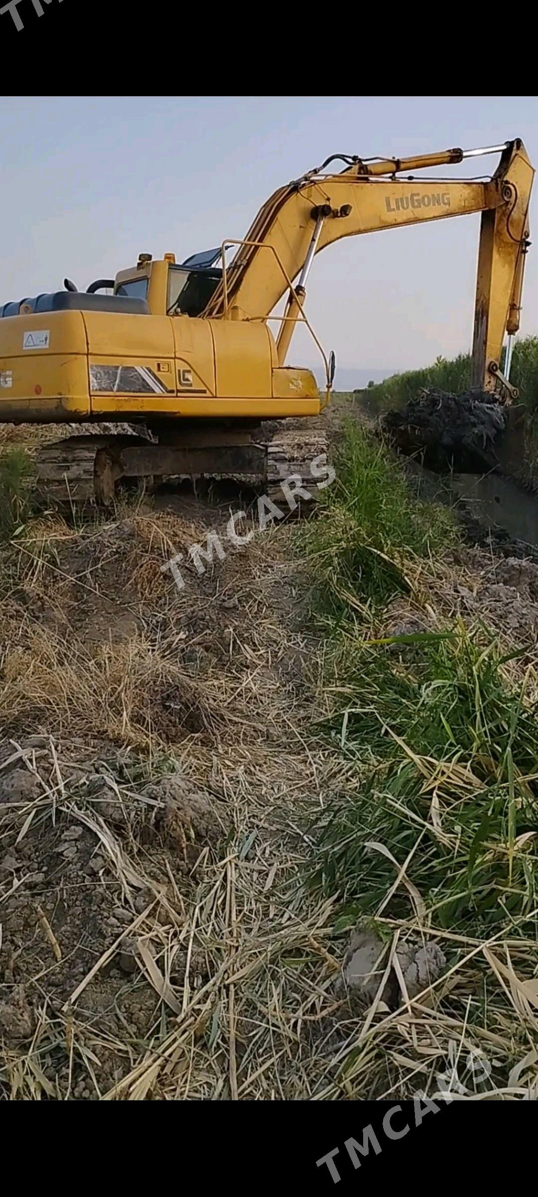 LiuGong CLG 922E 2014 - 900 000 TMT - Ашхабад - img 2