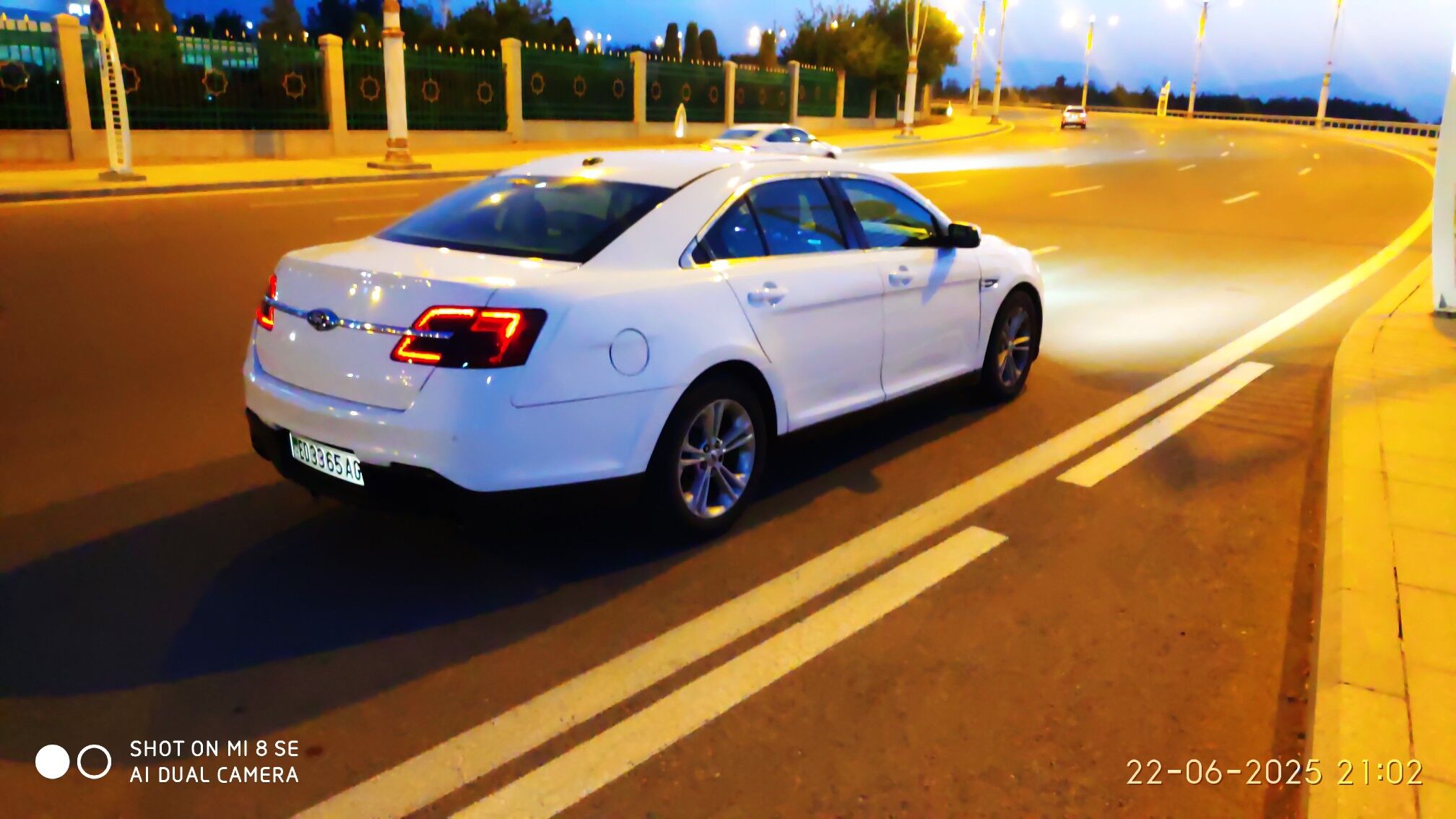 Ford Taurus 2014 - 167 000 TMT - Aşgabat - img 6