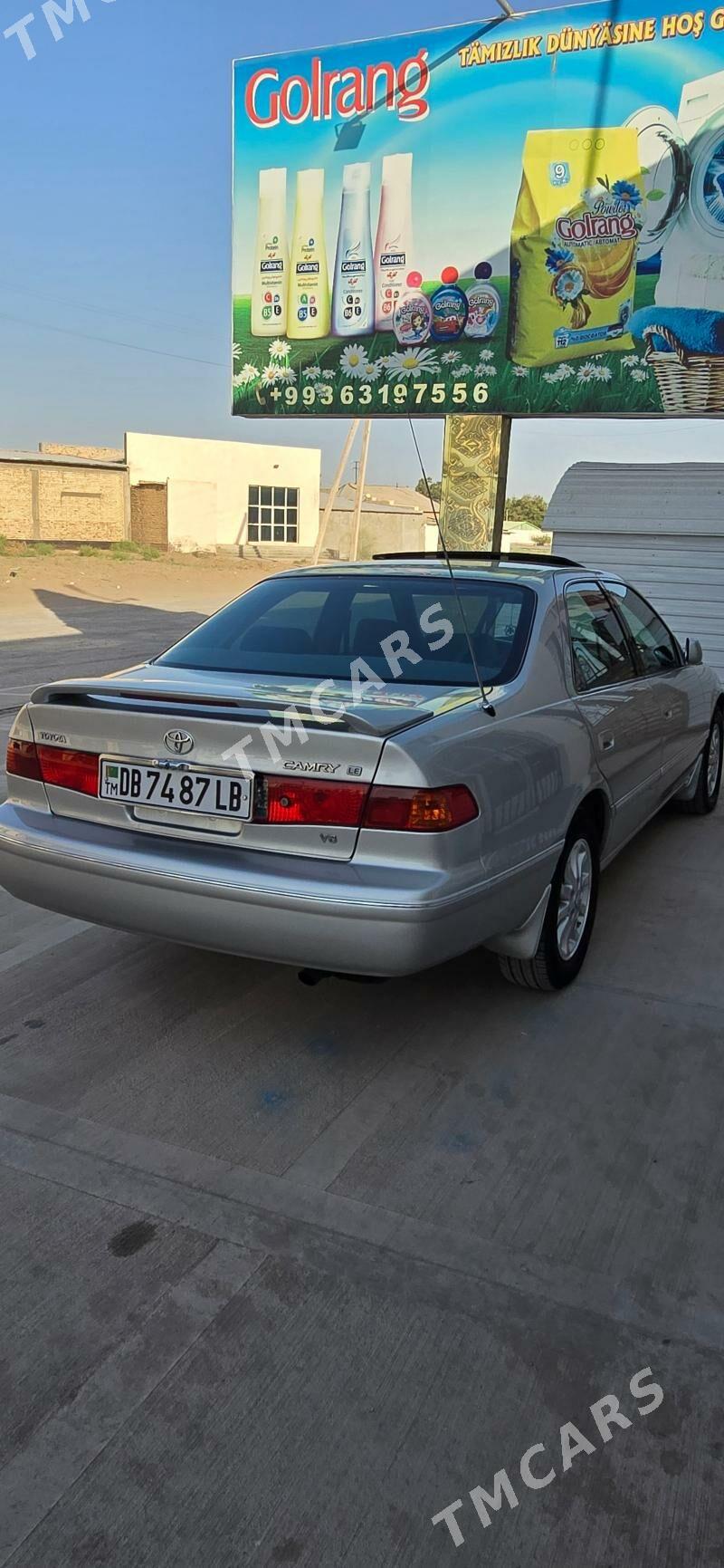 Toyota Camry 2000 - 180 000 TMT - Керки - img 4