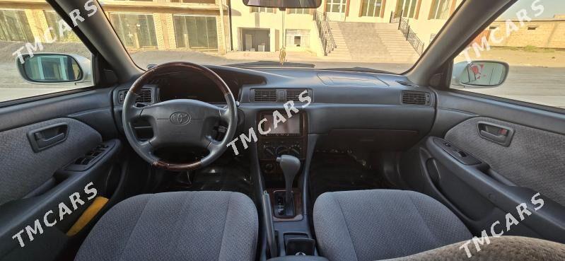 Toyota Camry 2000 - 180 000 TMT - Керки - img 8