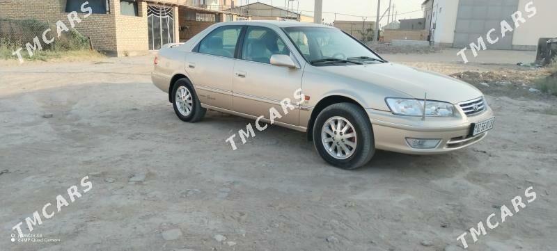 Toyota Camry 1997 - 150 000 TMT - Darganata - img 3