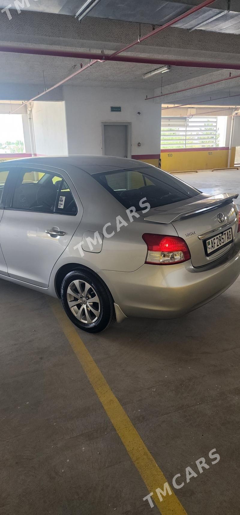 Toyota Yaris 2009 - 125 000 TMT - Ашхабад - img 4