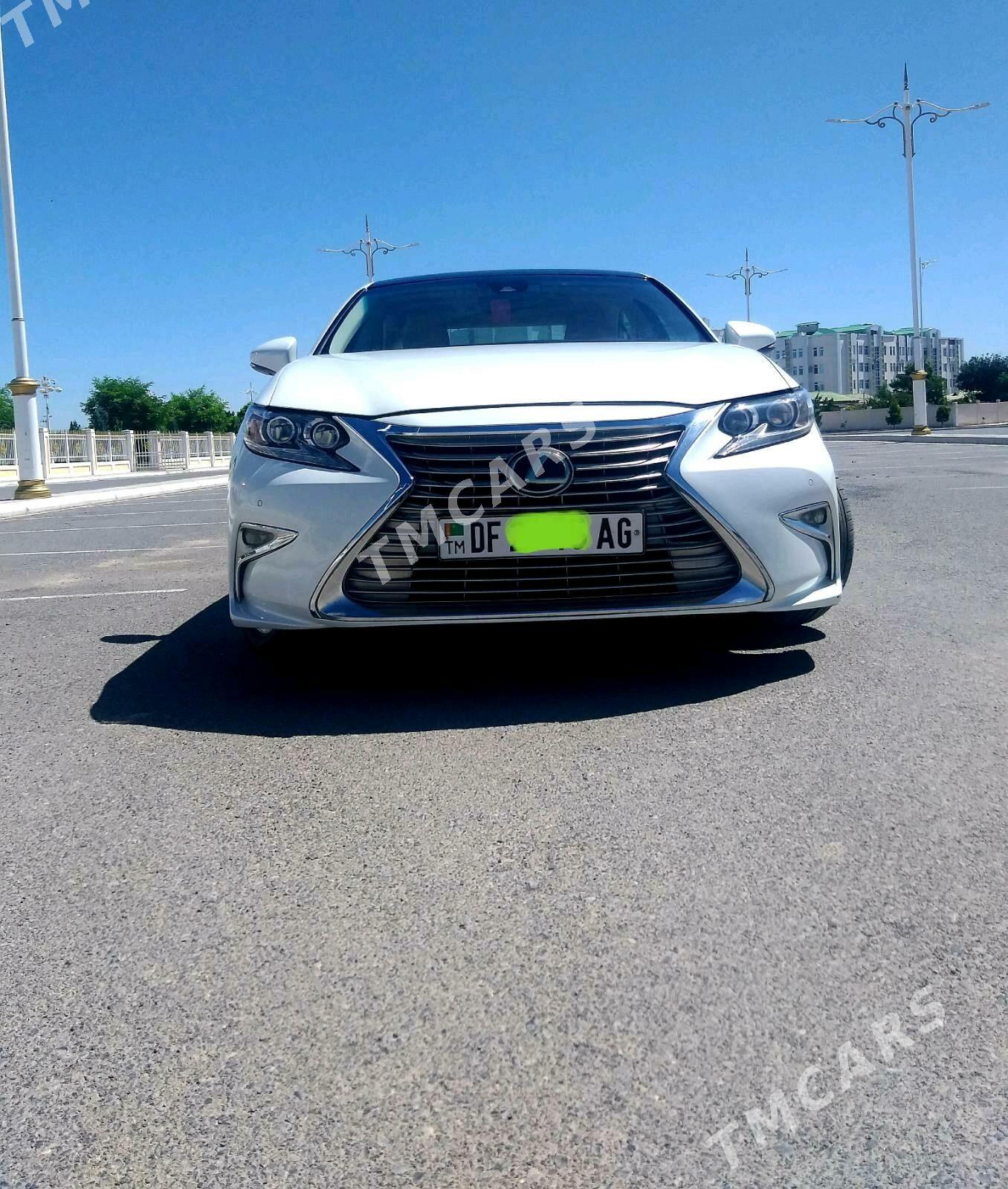 Lexus ES 350 2018 - 390 000 TMT - 2 mkr - img 9