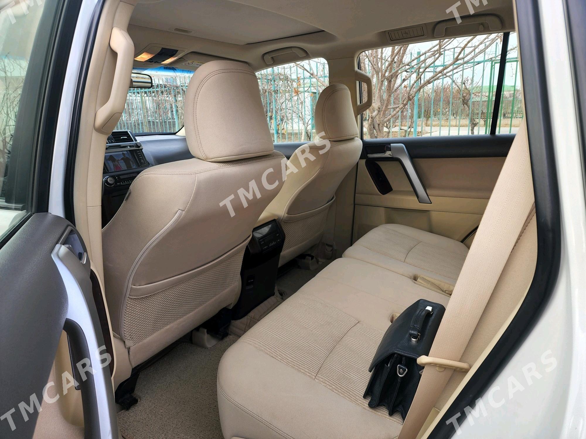 Toyota Land Cruiser Prado 2016 - 695 000 TMT - Aşgabat - img 8