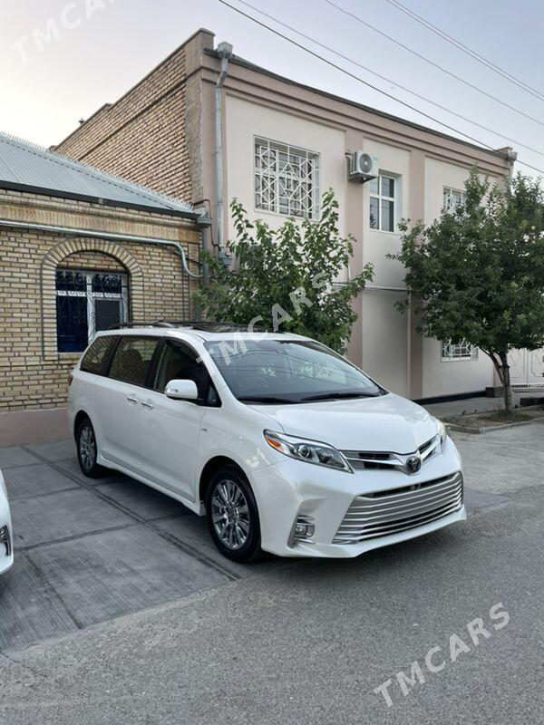 Toyota Sienna 2020 - 730 000 TMT - Aşgabat - img 3