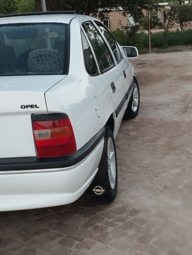 Opel Vectra 1992 - 36 000 TMT - Baýramaly - img 6