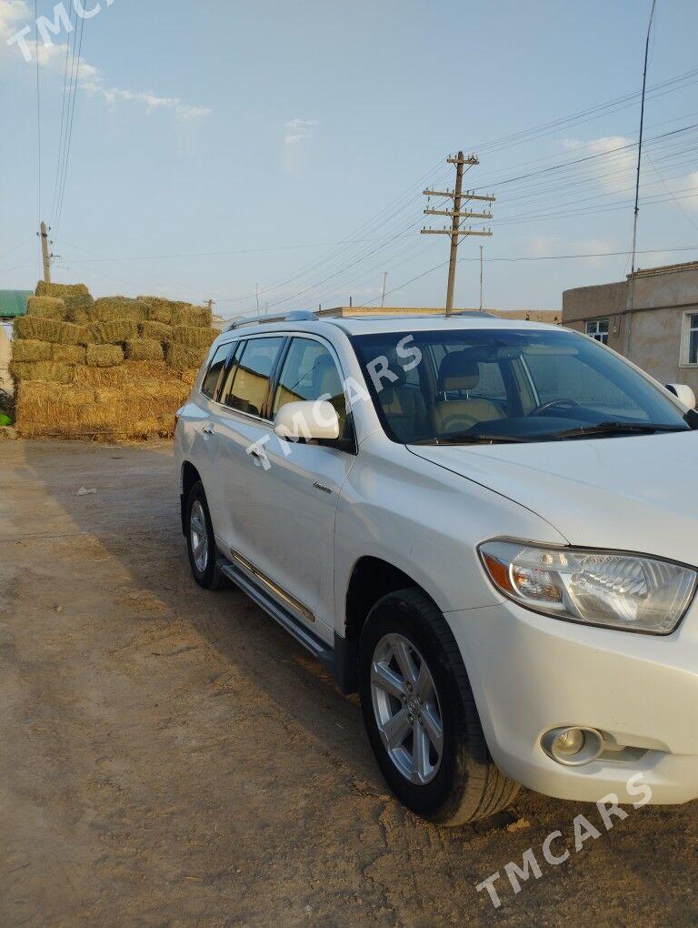 Toyota Highlander 2008 - 270 000 TMT - Гурбансолтан Едже - img 3